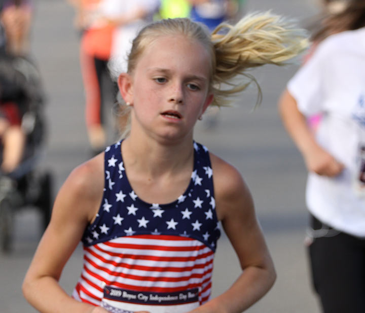Support the Youth and High School Runners